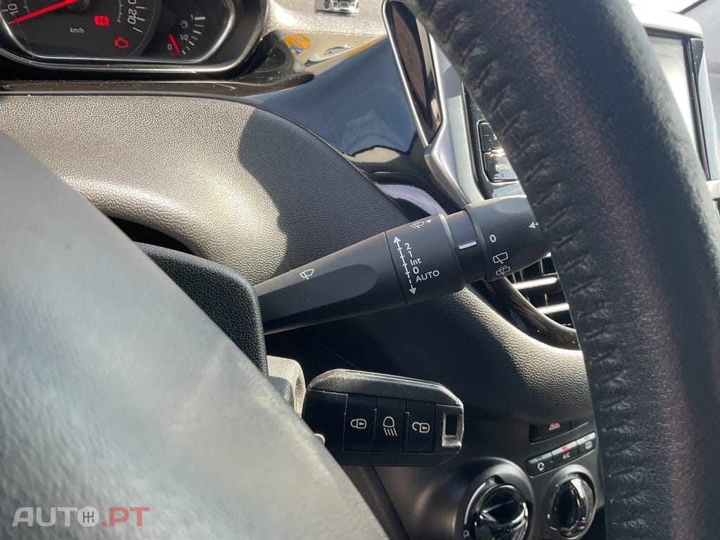 Peugeot 208 1.4 HDi Access