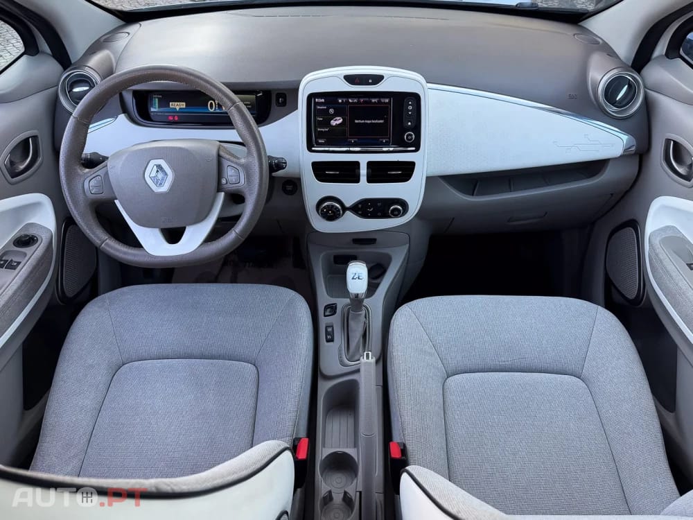 Renault Zoe (s/ Bateria) 41 kwh Life
