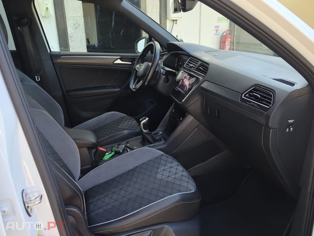 Volkswagen Tiguan 1.4 TSI eHybrid R-Line DSG