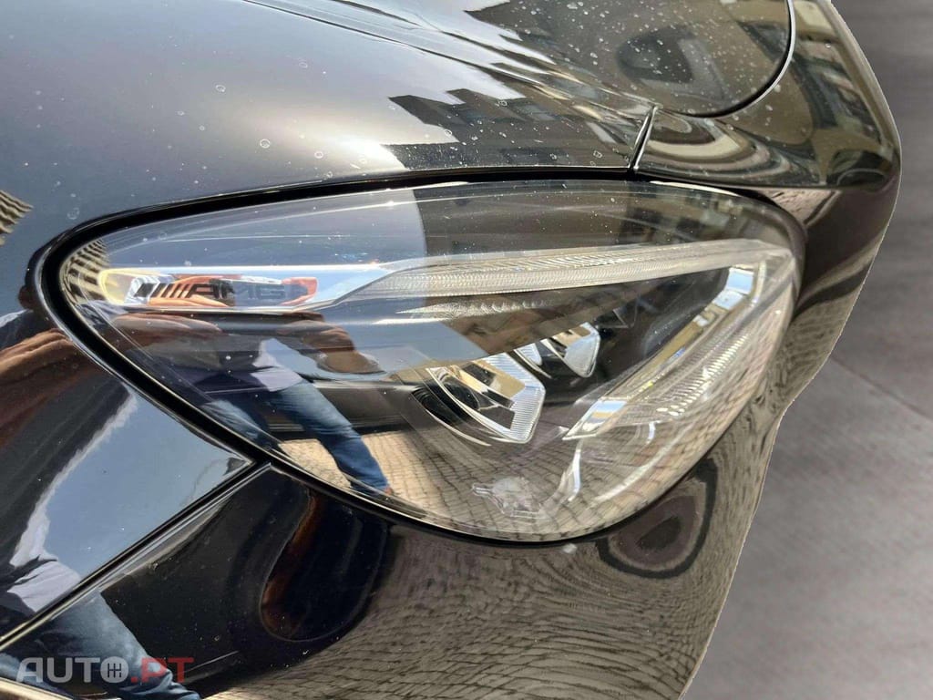 Mercedes-Benz AMG GT Coupe  V8 