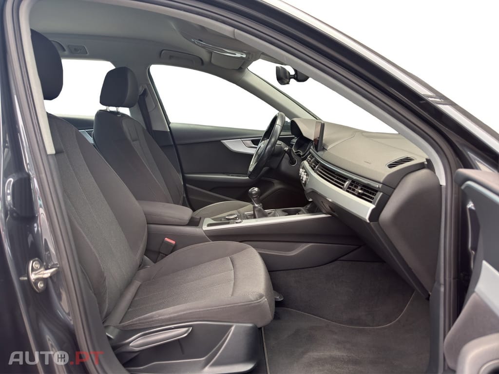 Audi A4 Avant 2.0 TDI Business Line