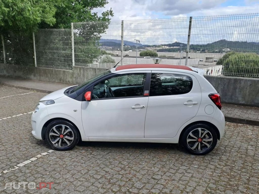 Citroen C1 1.2 VTi Shine