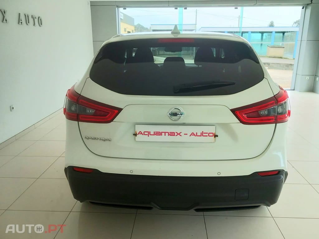 Nissan Qashqai 1.5 dCi N-Connecta Led