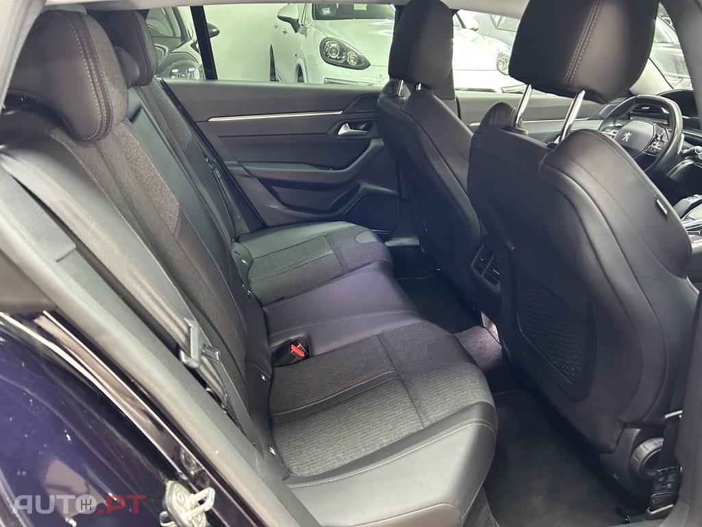 Peugeot 508 SW 1.6 Hybrid Allure Pack e-EAT8