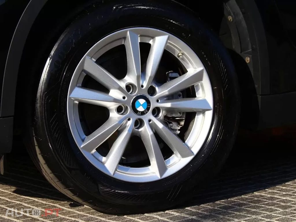 BMW X5 25 d sDrive Comfort 7L