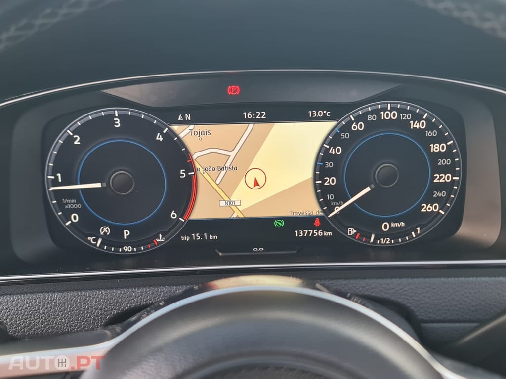 Volkswagen Golf 1.6 TDI R-Line DSG