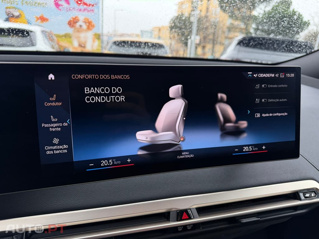 BMW iX xDrive 40 Pack Desportivo