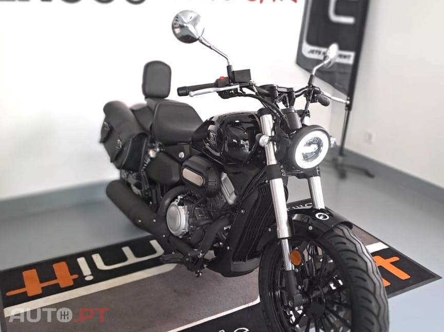 Mitt 125 MB V-TWIN