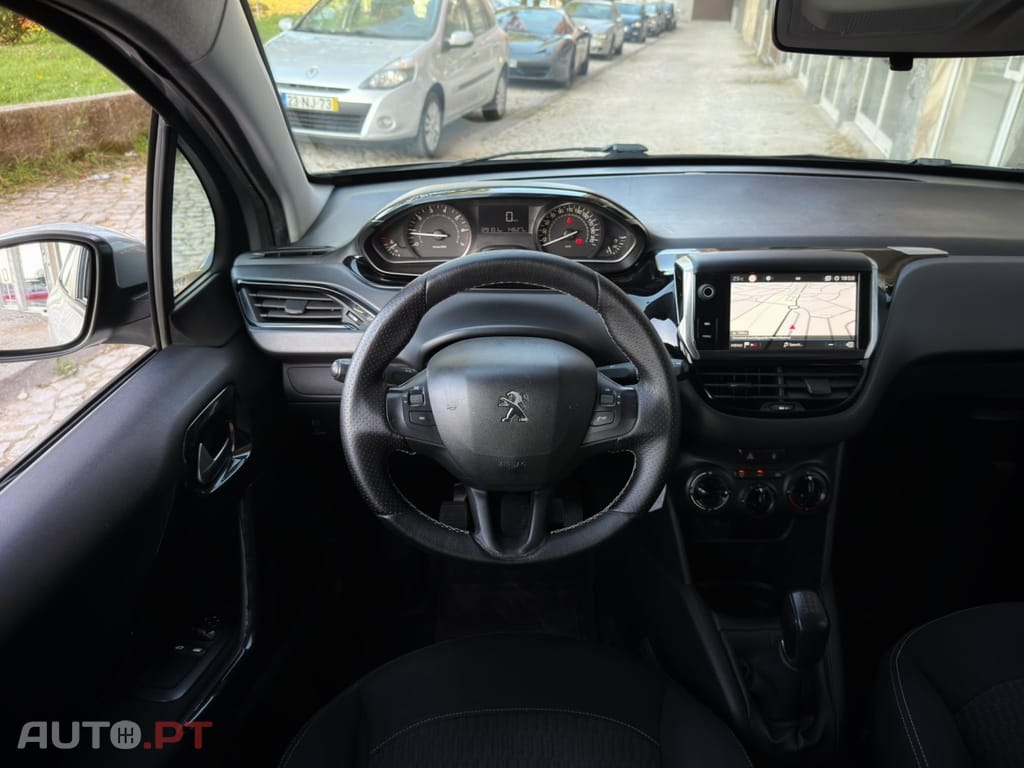 Peugeot 208 1.2 PureTech Style