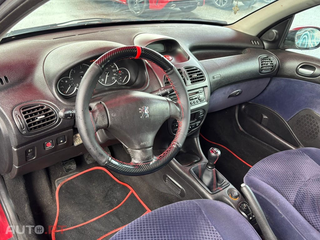 Peugeot 206 2.0 HDi XT