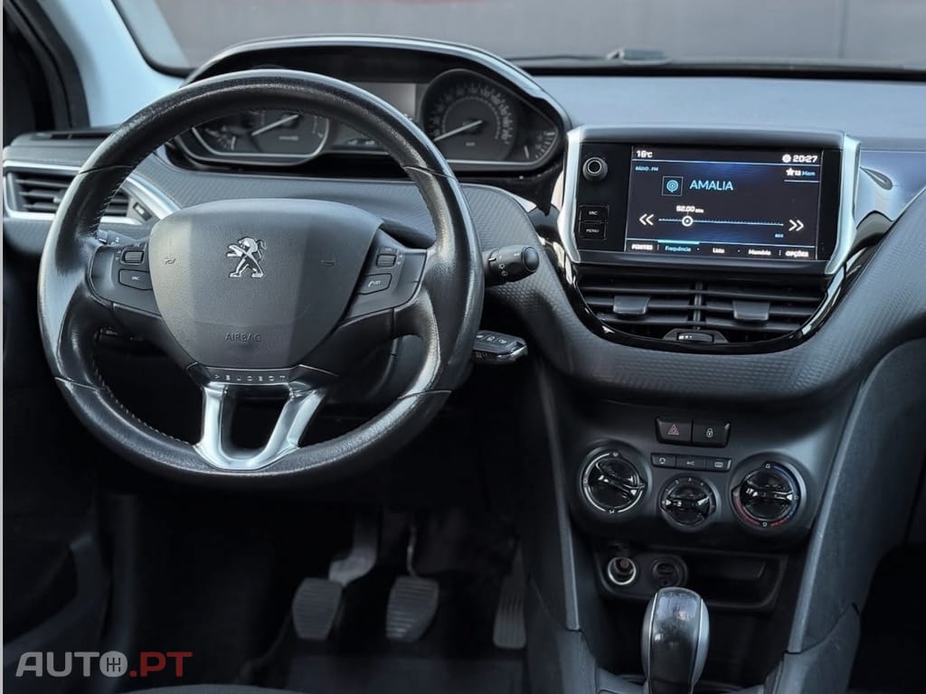 Peugeot 208 1.2 PureTech Style