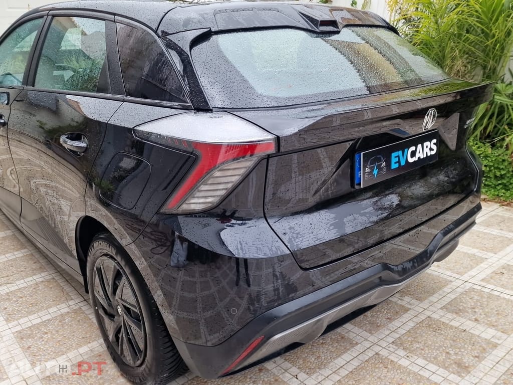 MG MG4 51 kWh Standard