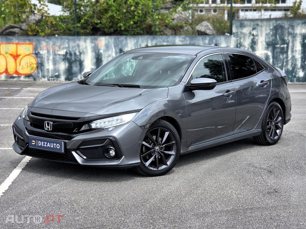 Honda Civic 1.0 i-VTEC Elegance Navi CVT