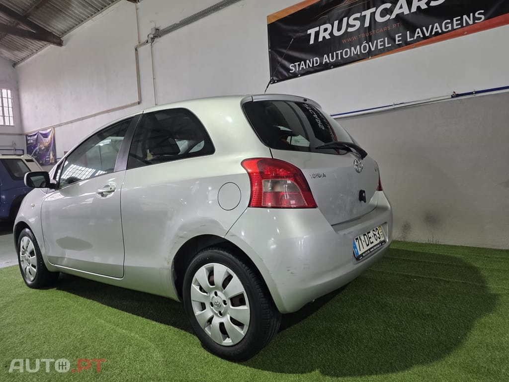 Toyota Yaris 1.0 VVT-i Motion