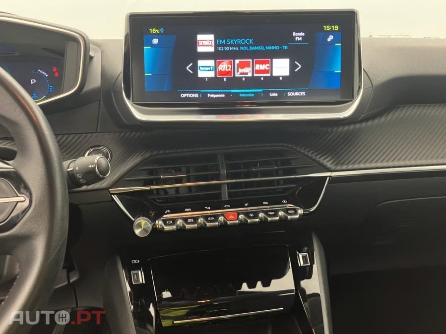 Peugeot E-208 Allure