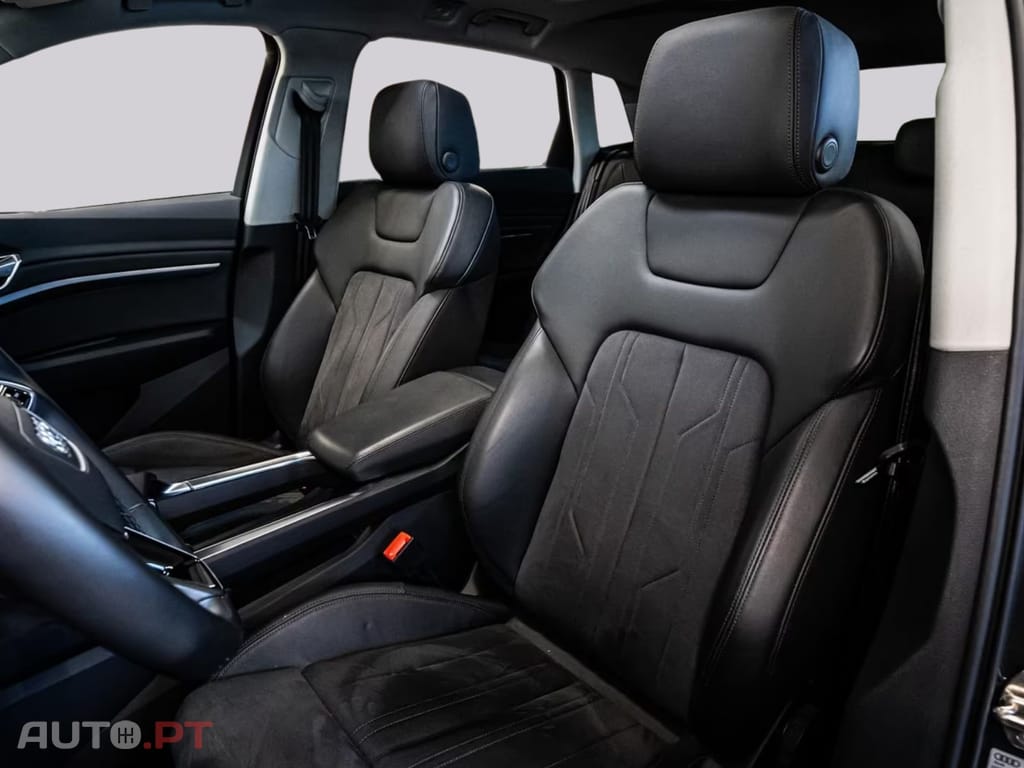 Audi E-Tron I.V.A DEDUTÍVEL 55 Q 2x S LINE