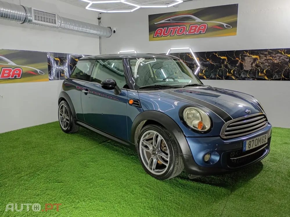 MINI Cooper Cooper D