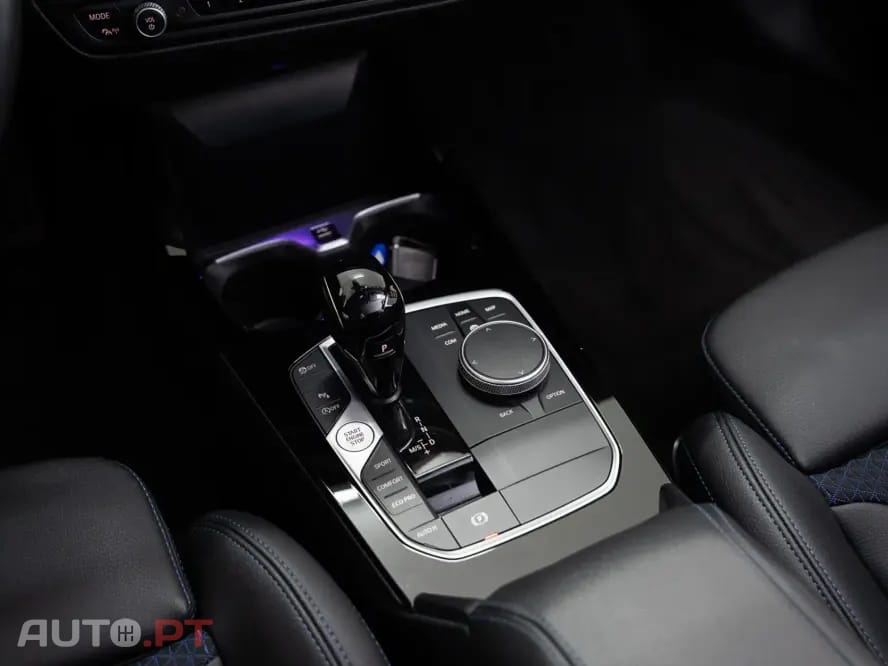 BMW 116 d Pack Desportivo M Auto
