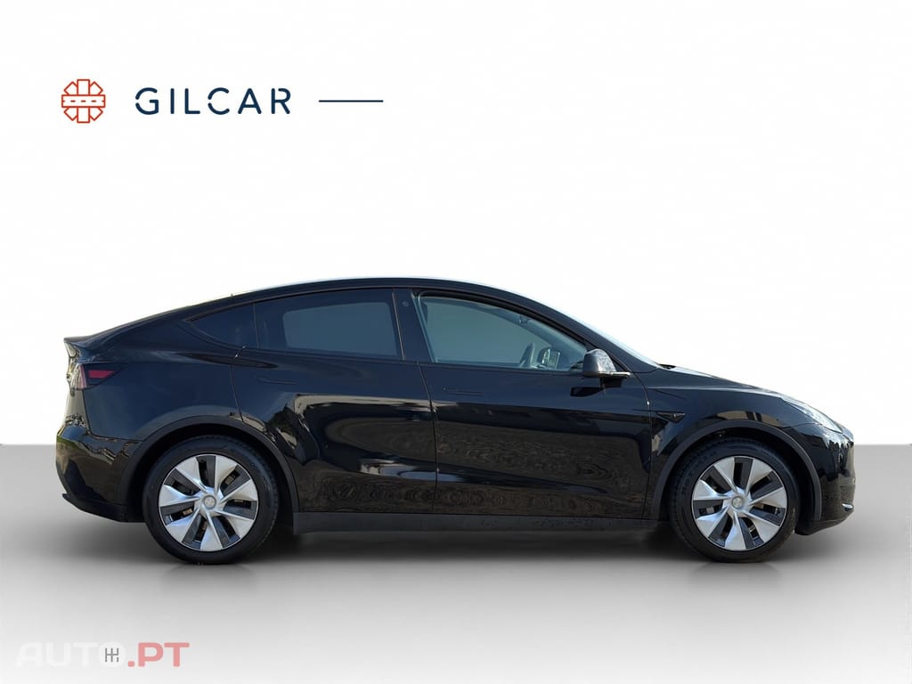 Tesla Model Y Standard RWD