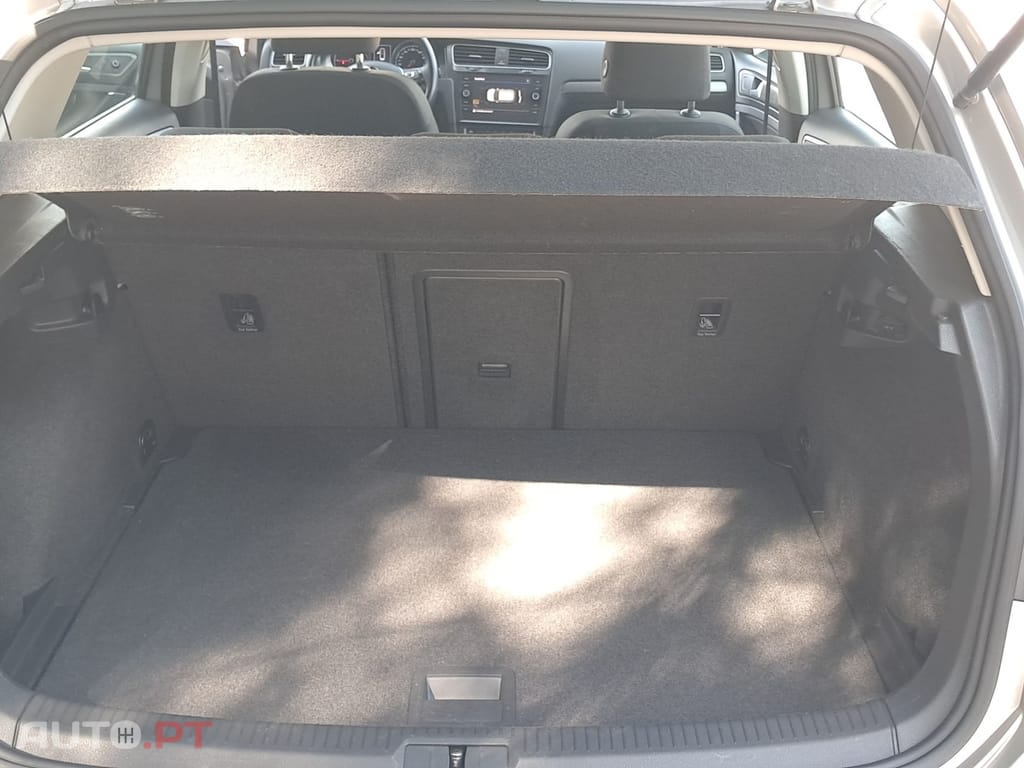 Volkswagen Golf 1.6 TDi Confortline
