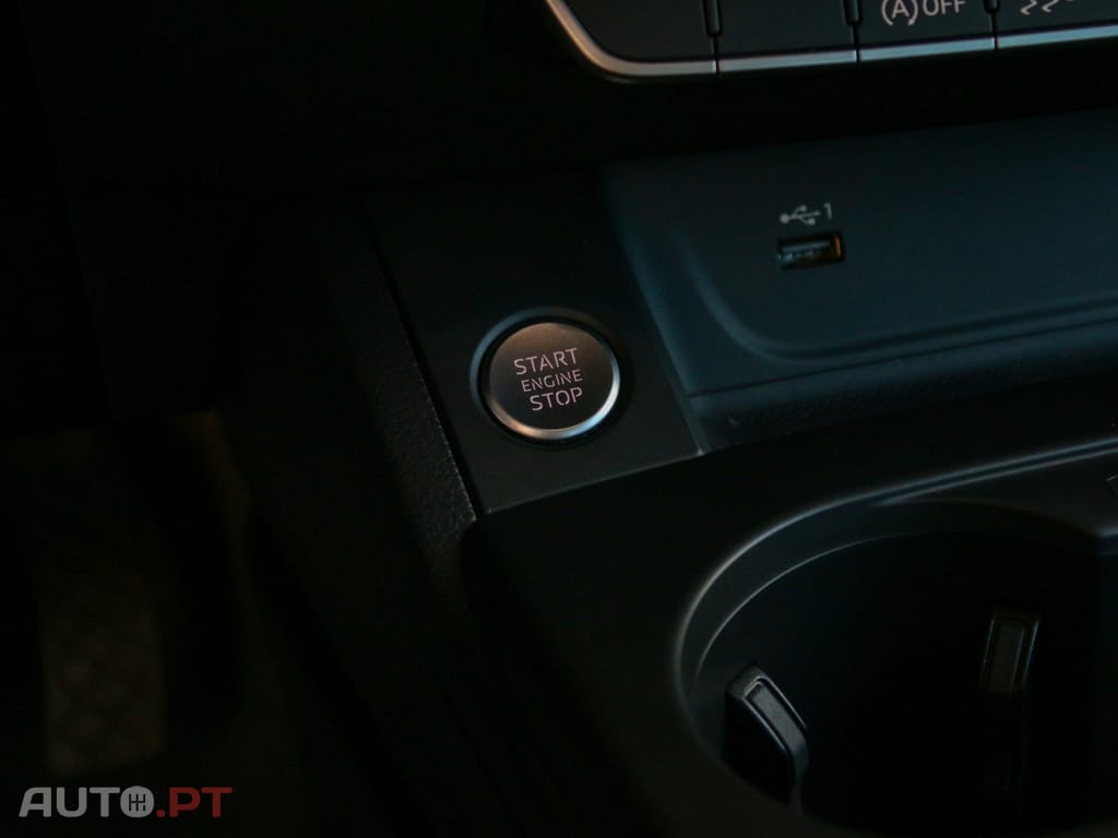 Audi A4 35 TDI Advanced S tronic