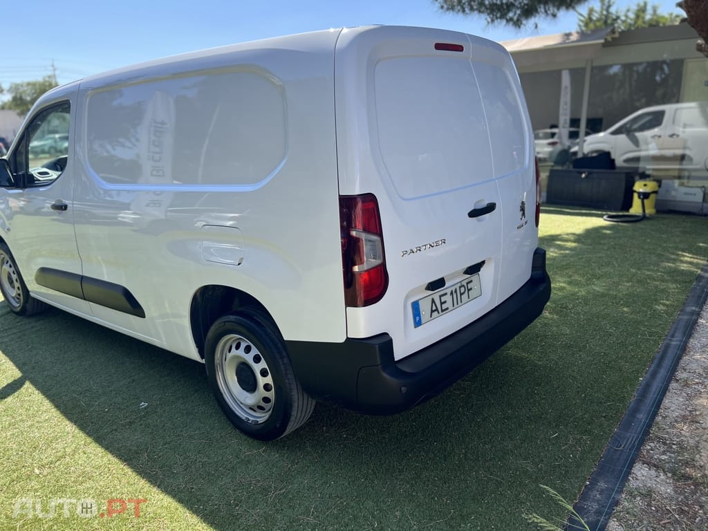 Peugeot Partner 1.5 BlueHDi Pemium Longa