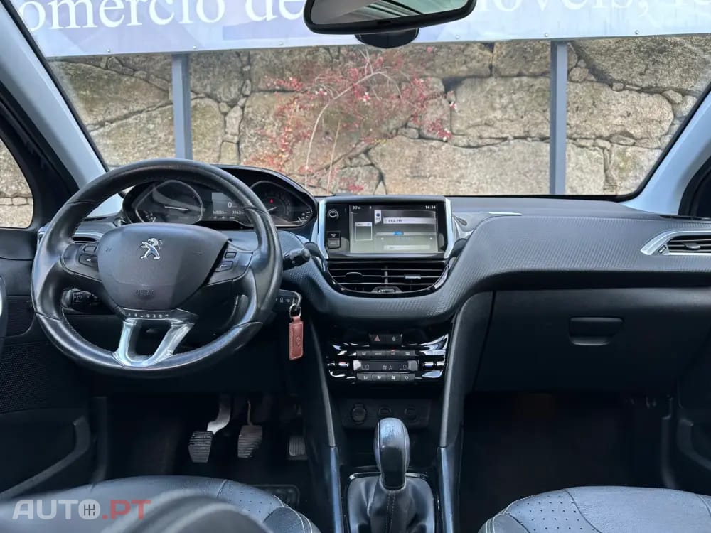 Peugeot 2008 1.6 e-HDi Allure