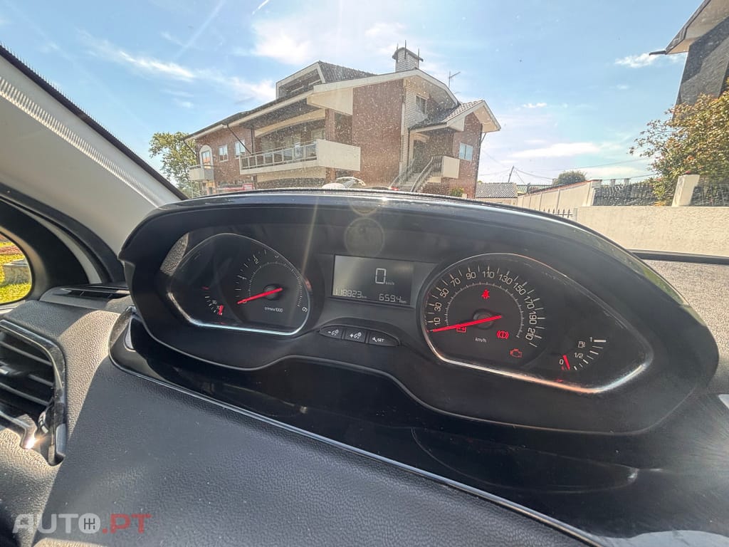 Peugeot 208 1.4 HDi Allure