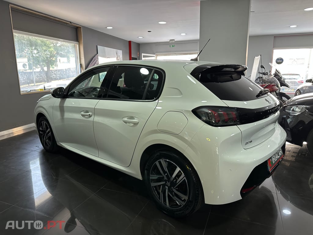 Peugeot 208 1.2 PureTech Allure Pack