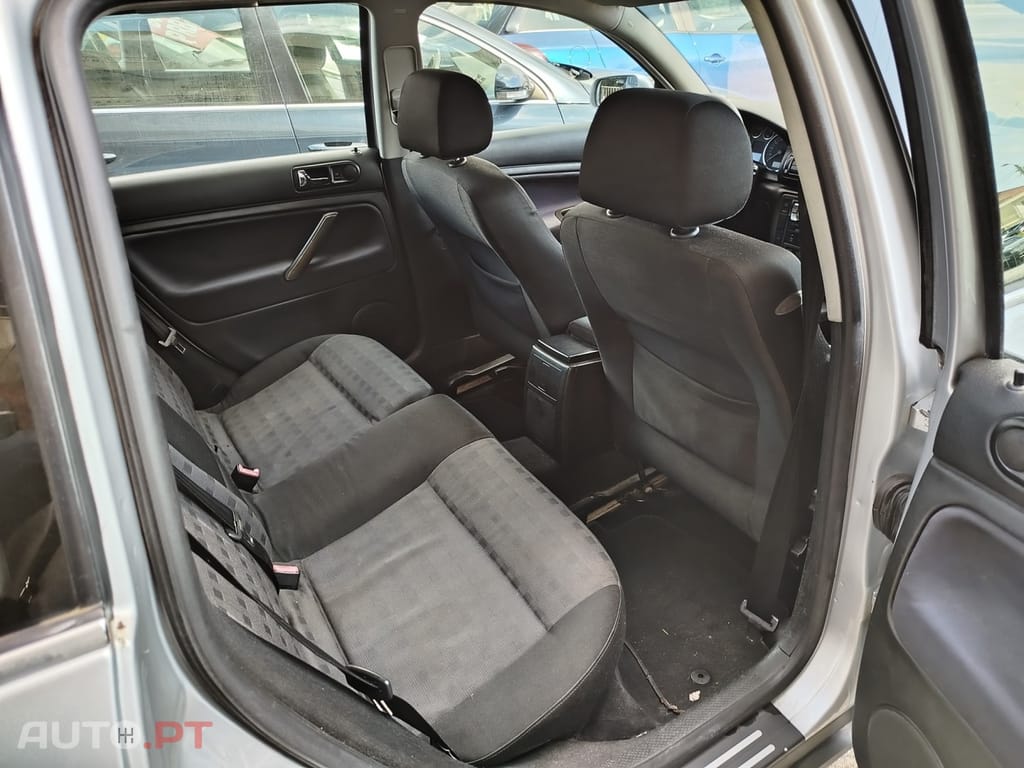 Volkswagen Passat Variant 1.9 TDi Highline