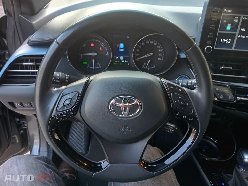 Toyota C-HR 1.8 hibrido 122cv Square Collection