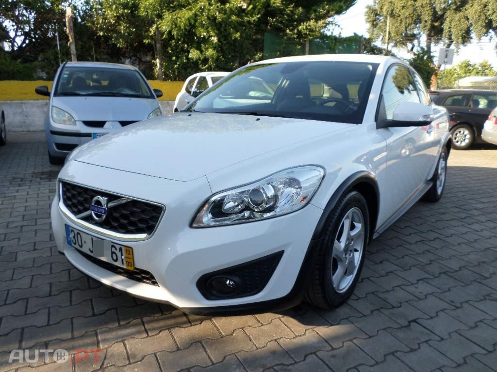 Volvo C30 1.6 D DRIVE KINETIC STAR-TOP 2010