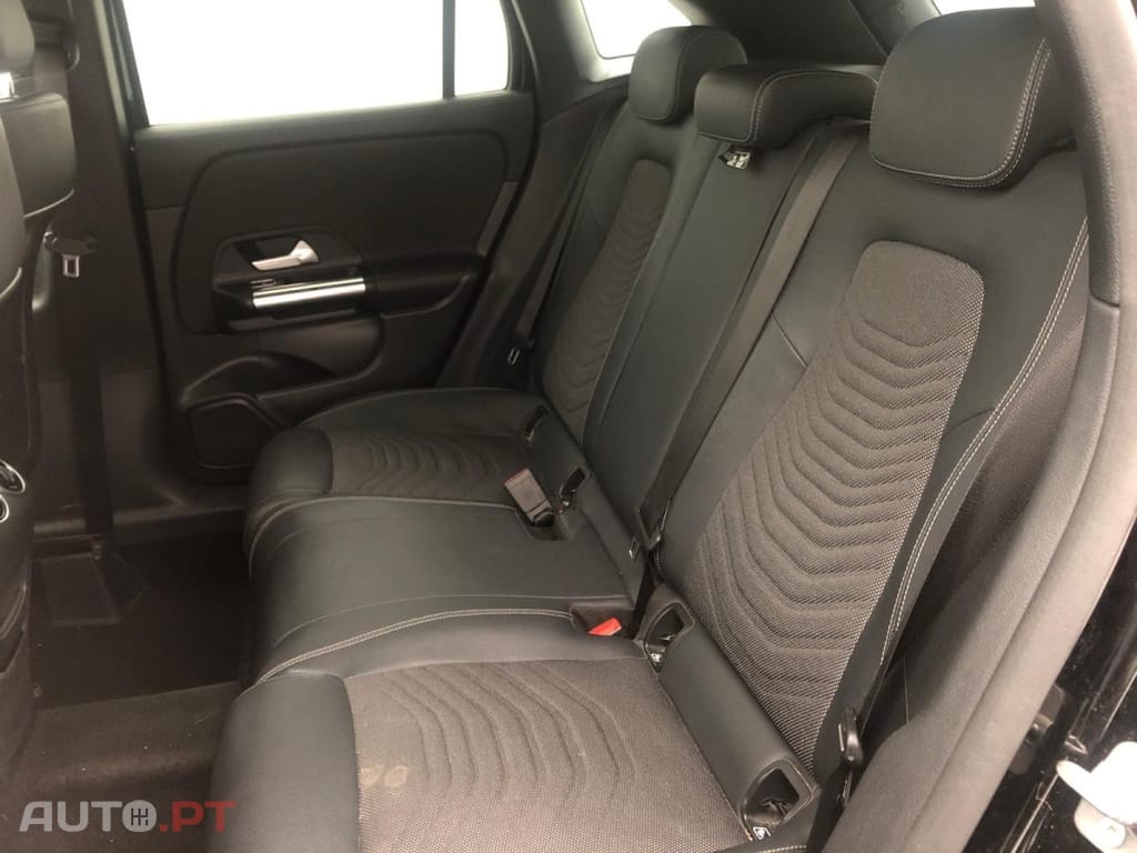 Mercedes-Benz GLA 200 Progressive
