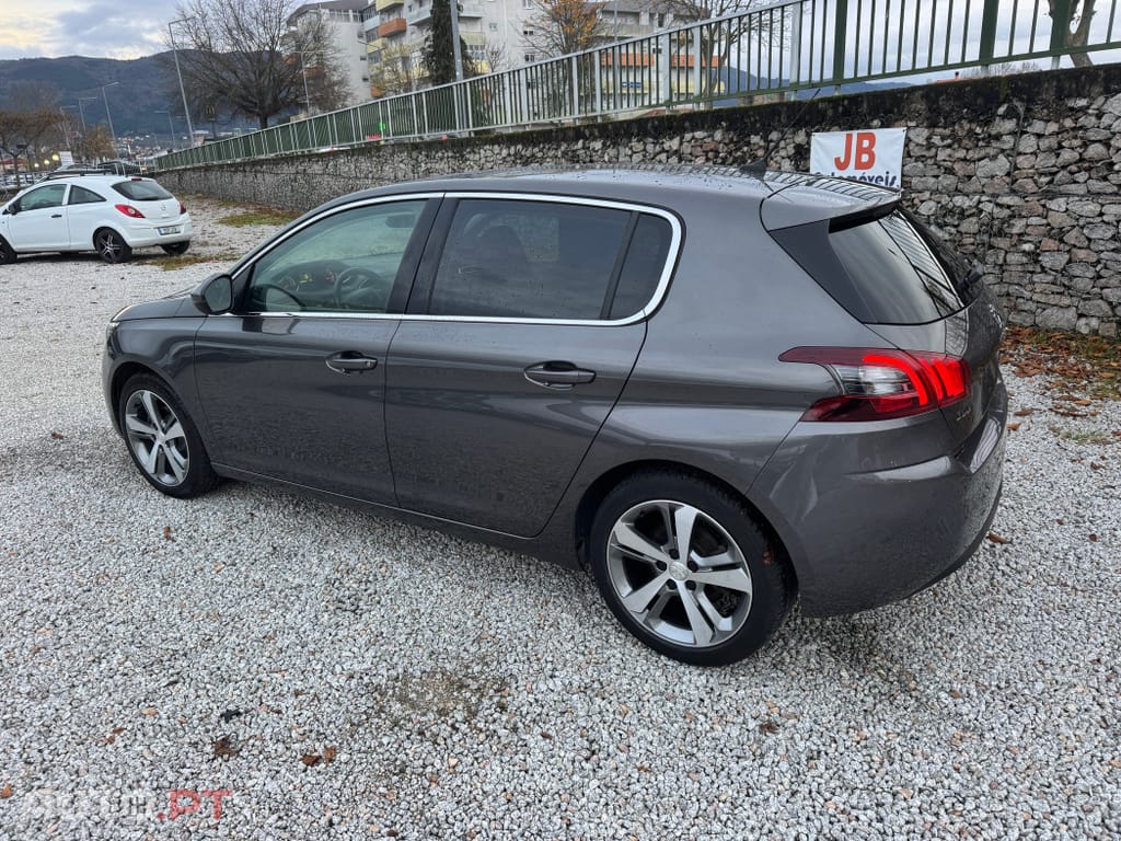 Peugeot 308 PureTech 110 Stop & Start Allure
