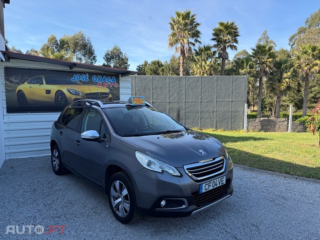Peugeot 2008 1.2 PureTech Style