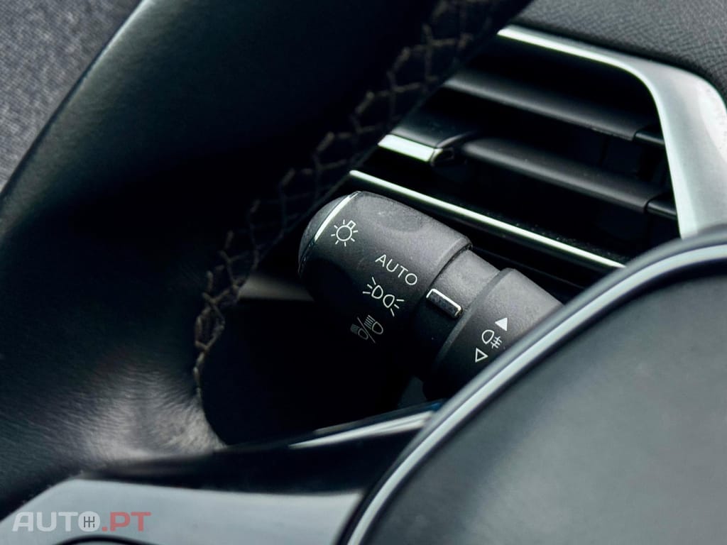 Peugeot 3008 1.5 BlueHDi Allure Pack