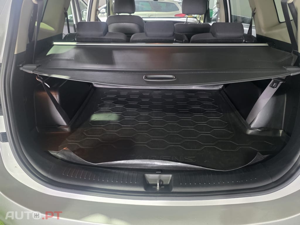 Kia Carens 1.7 CRDi ISG EX