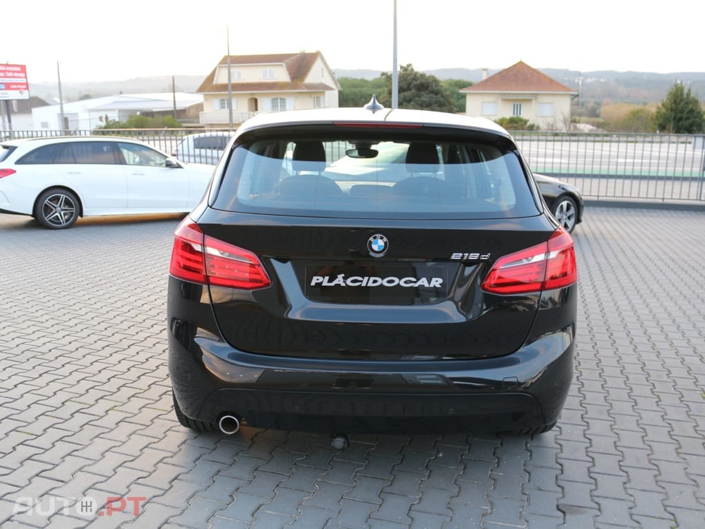 BMW 218 d Auto