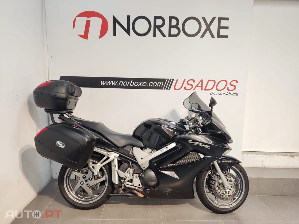 Honda VFR 800