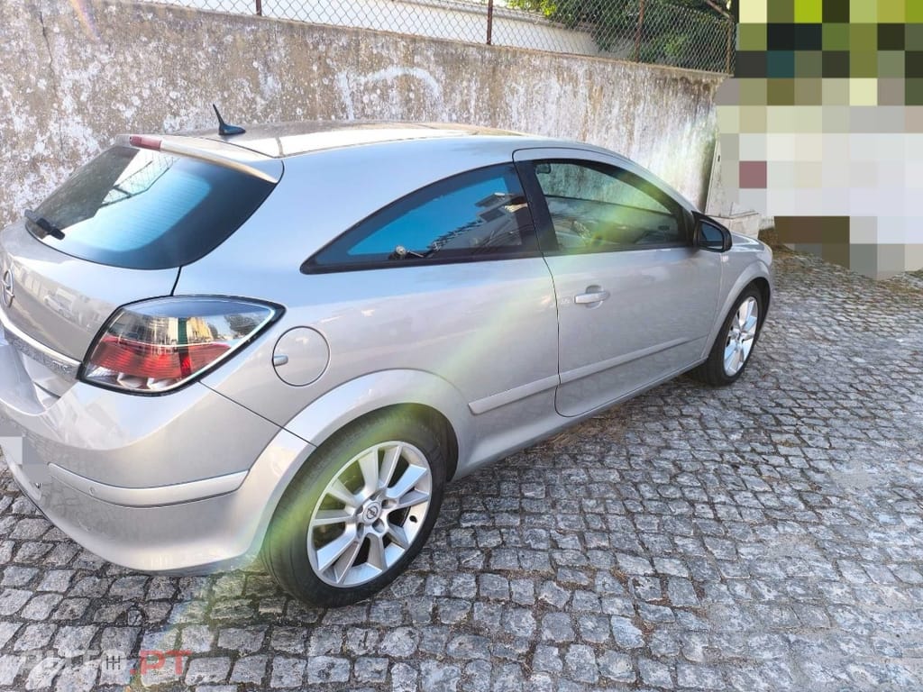 Opel Astra GTC 1.7