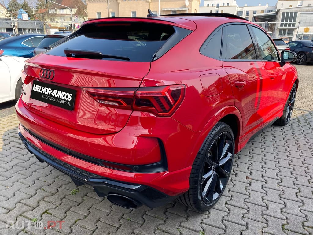 Audi RSQ3 SportBack quattro