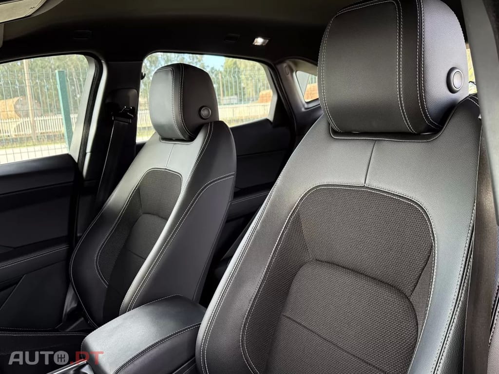 Jaguar E-Pace D150 AWD R-Dynamic