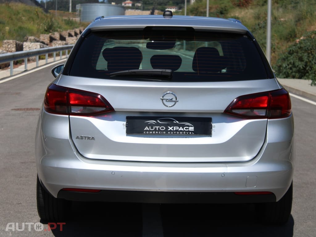 Opel Astra Sports Tourer 1.5 D S&S Business Edition