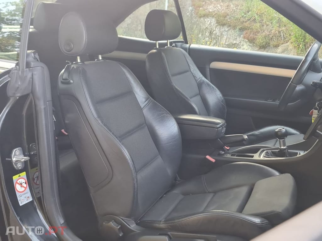 Audi A4 Cabrio 2.0 TDi S-line