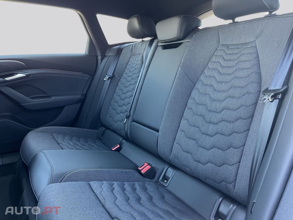 Audi A6 Avant I.V.A DEDUTIVEL e-tron Performance 270 kw