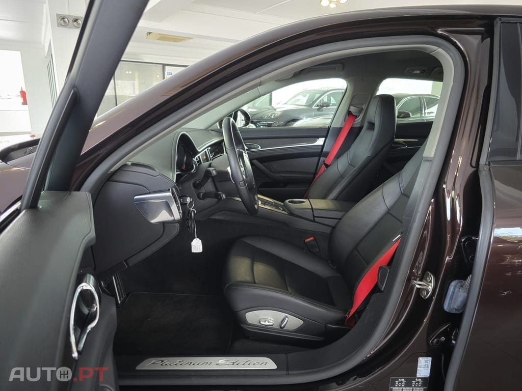Porsche Panamera Diesel Platinum Edition
