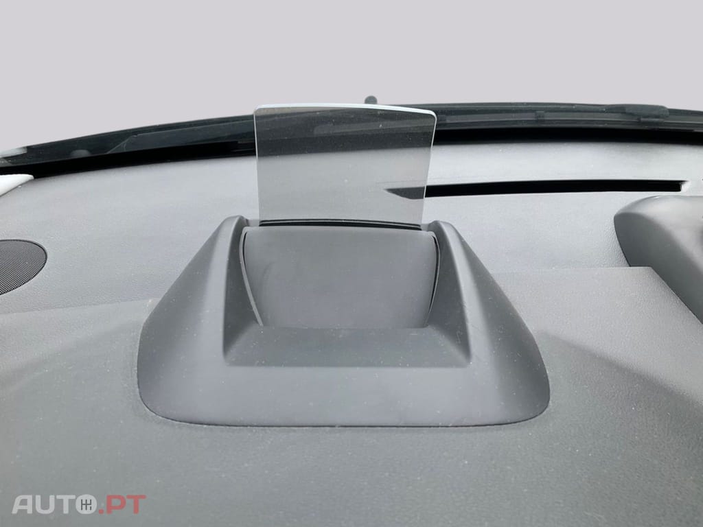 Peugeot 3008 1.2 e-THP Féline
