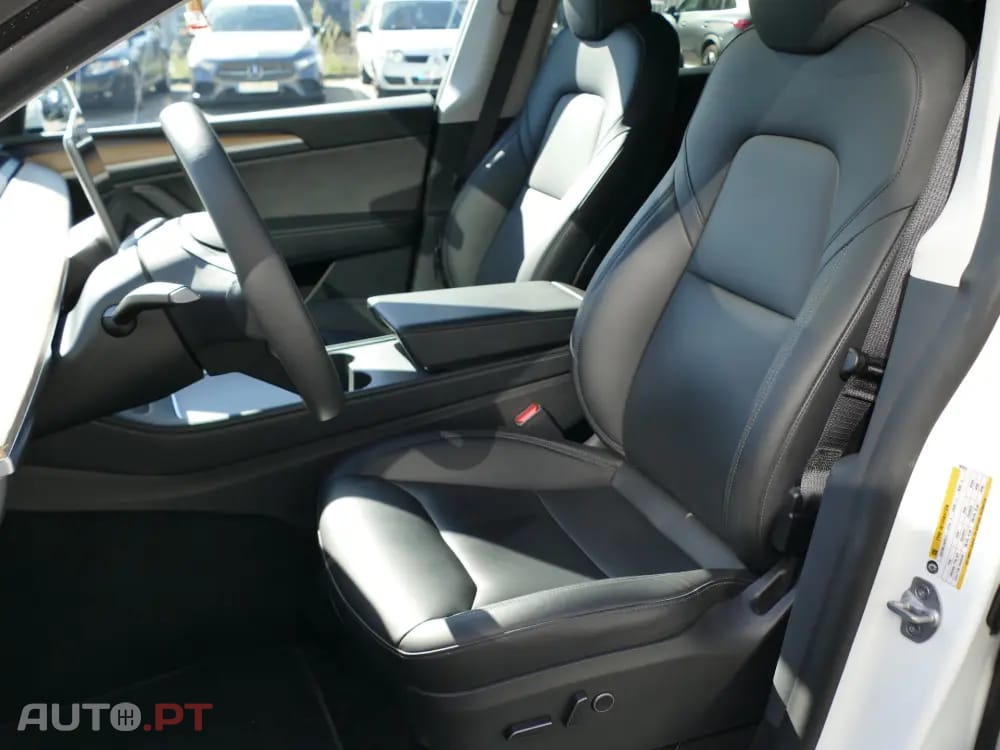Tesla Model Y Tração Traseira