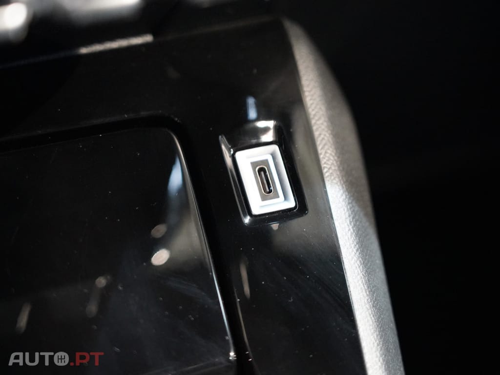 Peugeot 2008 1.2 PureTech Allure