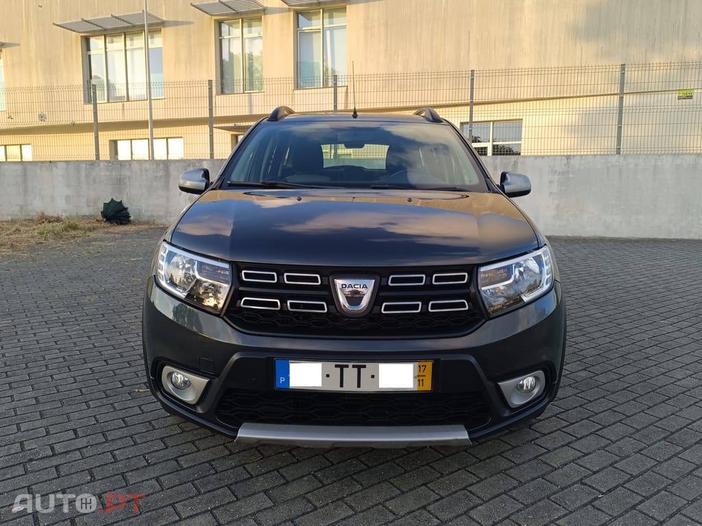 Dacia Logan MCV 0.9 TCe Stepway - Nacional